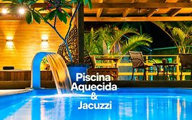 Pousada Gauleses - Refugio de Charme na Praia do Rosa by La Vem Férias